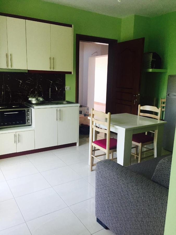 Mana Apartments Ksamil Exterior photo
