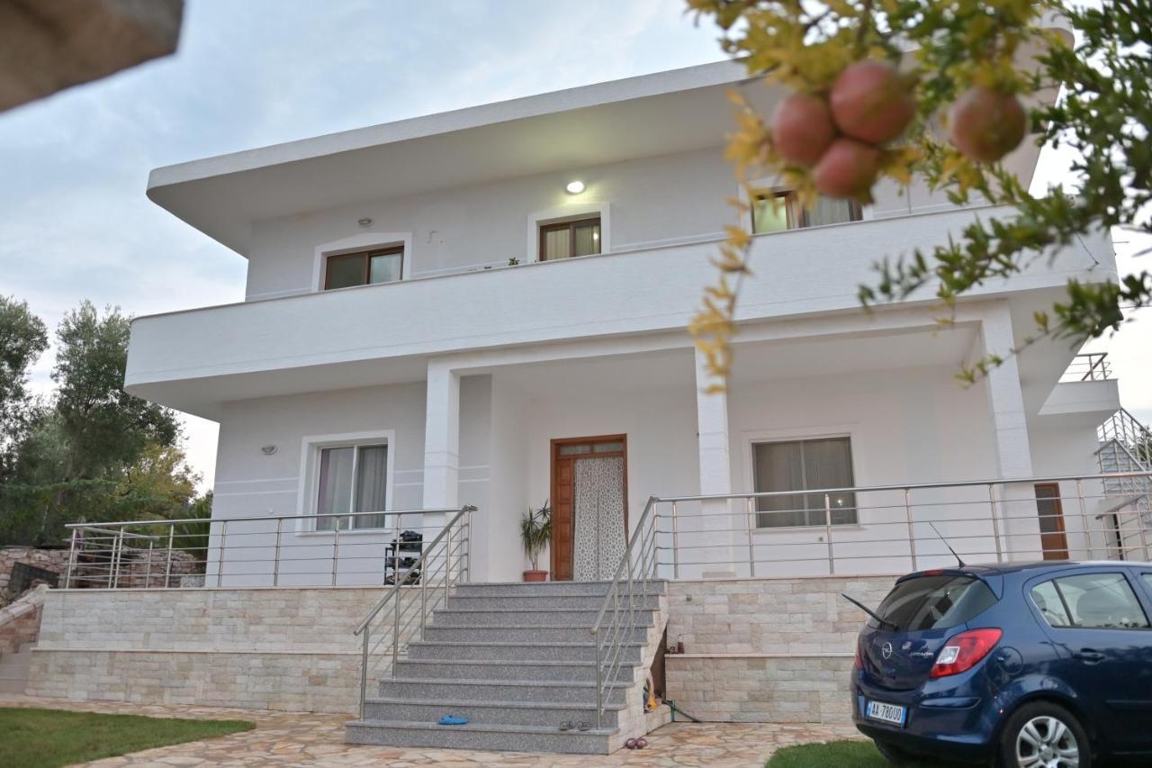 Mana Apartments Ksamil Exterior photo