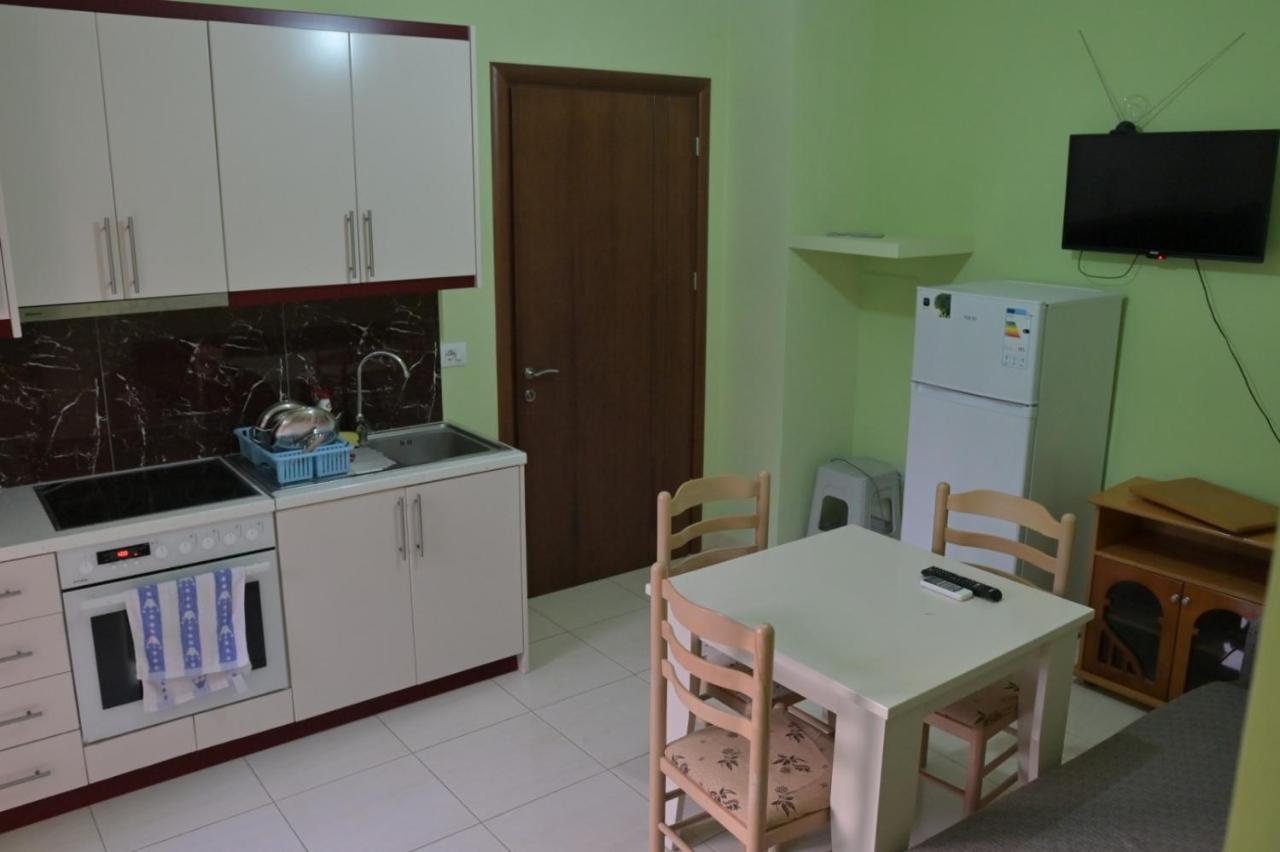 Mana Apartments Ksamil Exterior photo