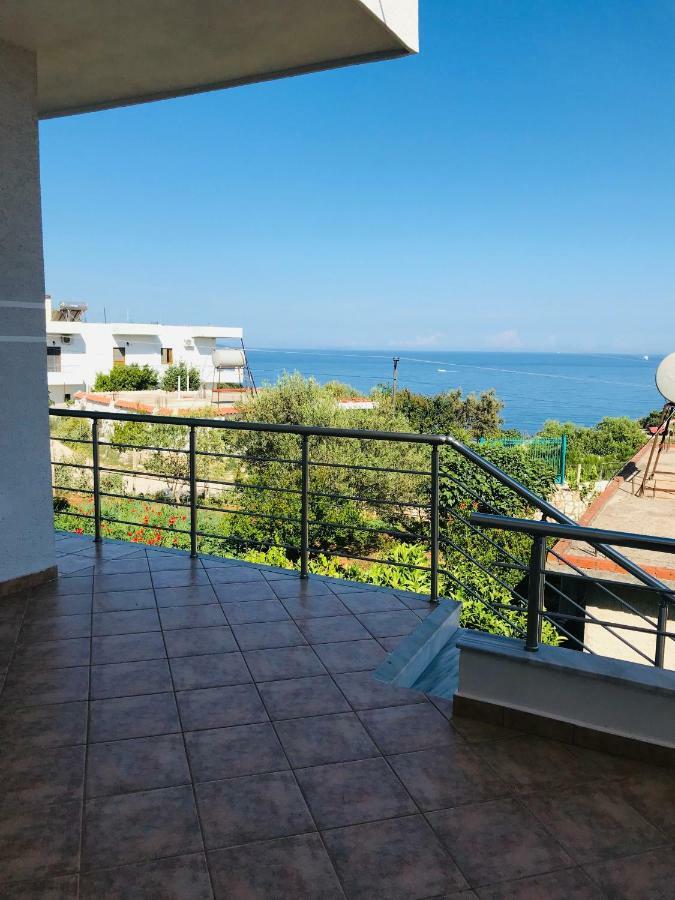 Mana Apartments Ksamil Exterior photo